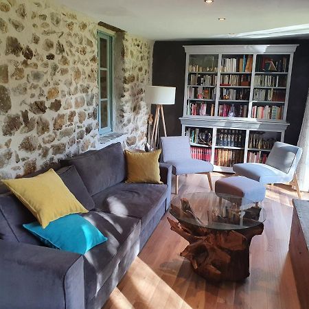 Gite De La Genevriere Saint-Chamant Bagian luar foto